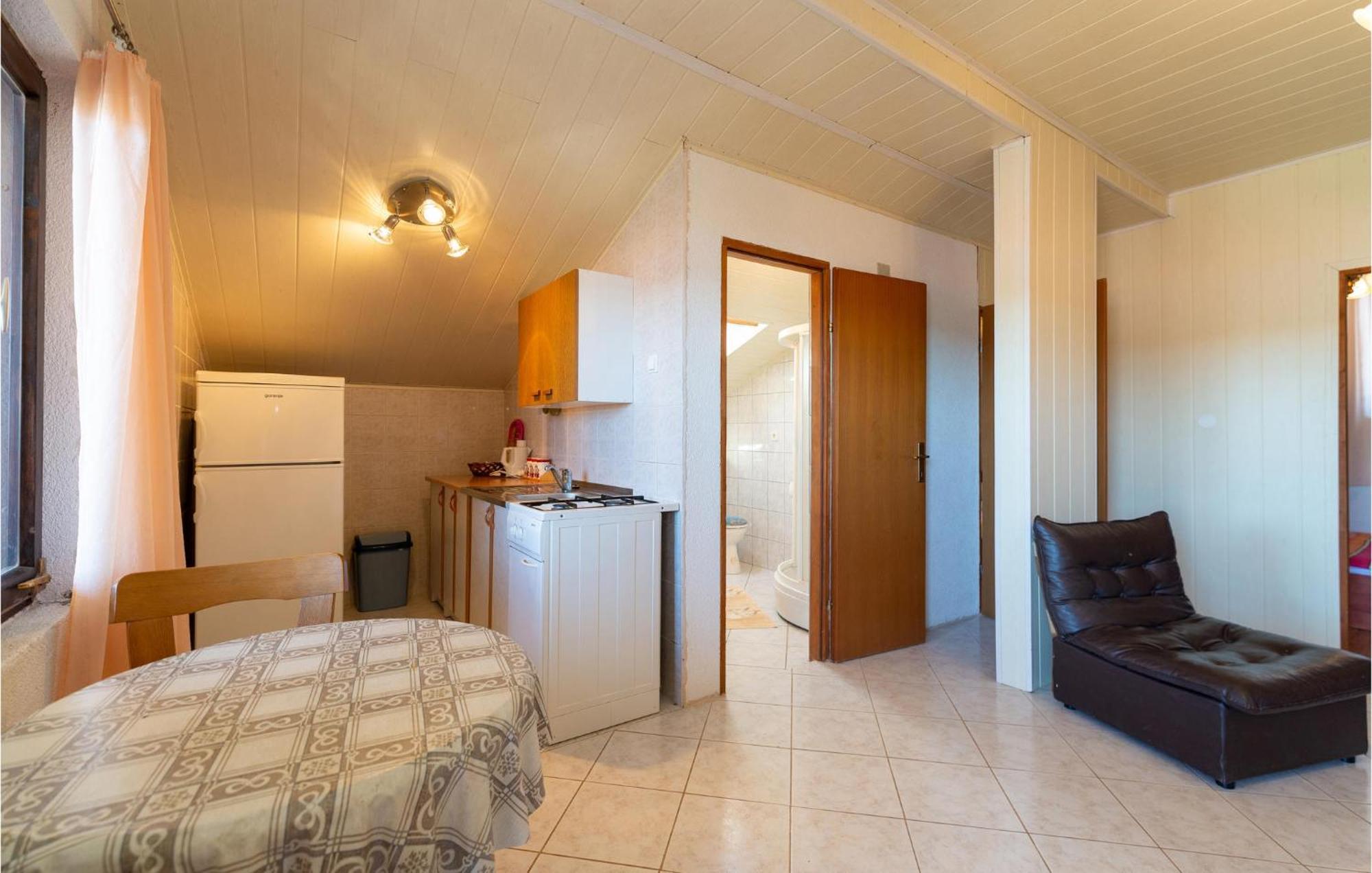 Nice Apartment In Susnjar Ii, Krusevo With Wifi Eksteriør billede